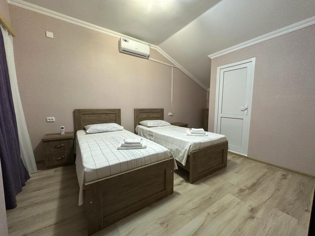 Апартаменти Happy House Кутаїсі Екстер'єр фото